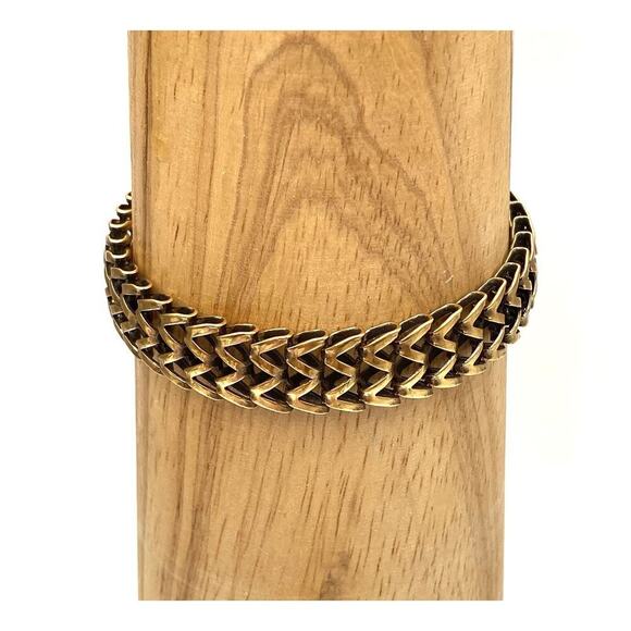 Alex and Ani Windfall Magnetic Bracelet Vintage 66 Rafaelian Gold 7” - Picture 6 of 7